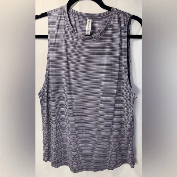 Athleta Cloud light Blue Tank -Medium - Picture 2 of 5